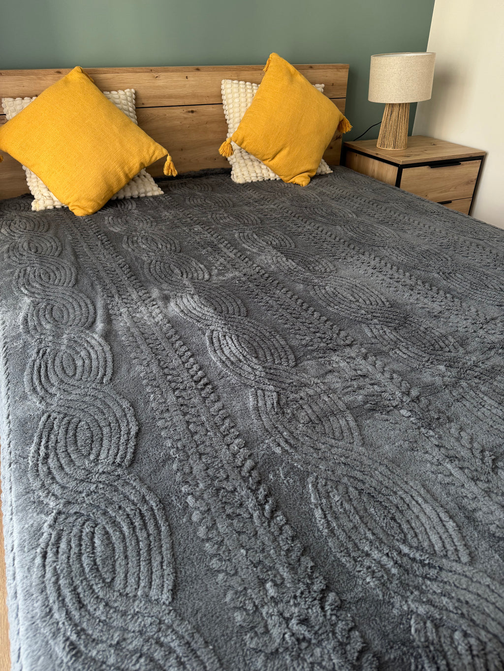 Koc w warkoczowy splot